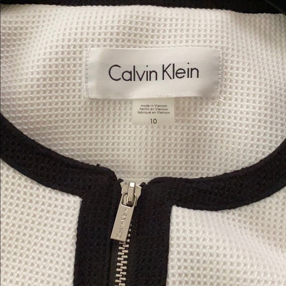 Calvin Klein White blazer with black trim - Picture 2 of 6